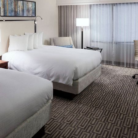 Fairfax Marriott At Fair Oaks Hotel Room photo